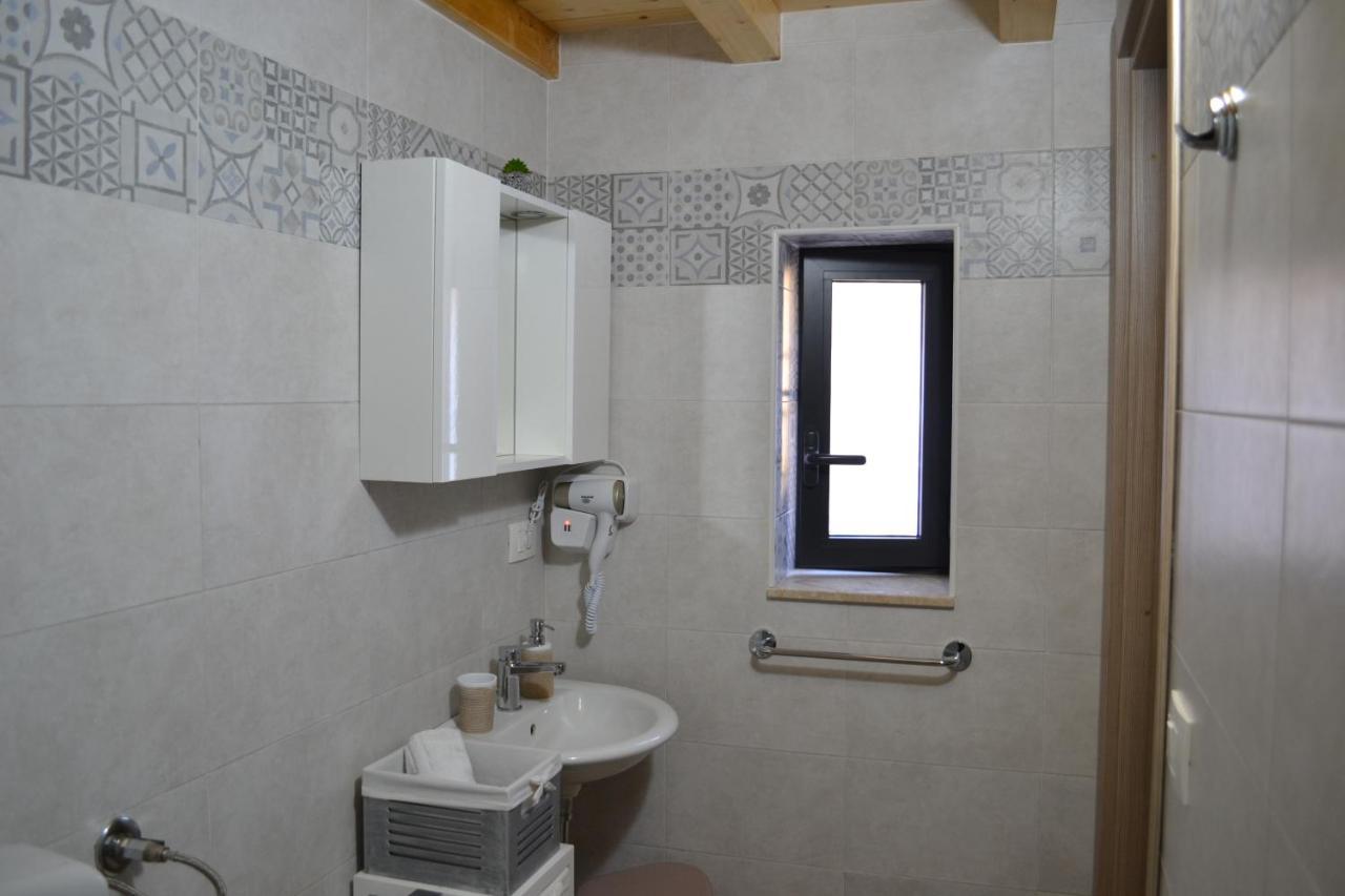Il Cortile Della Patrona Daire Siraküza Dış mekan fotoğraf