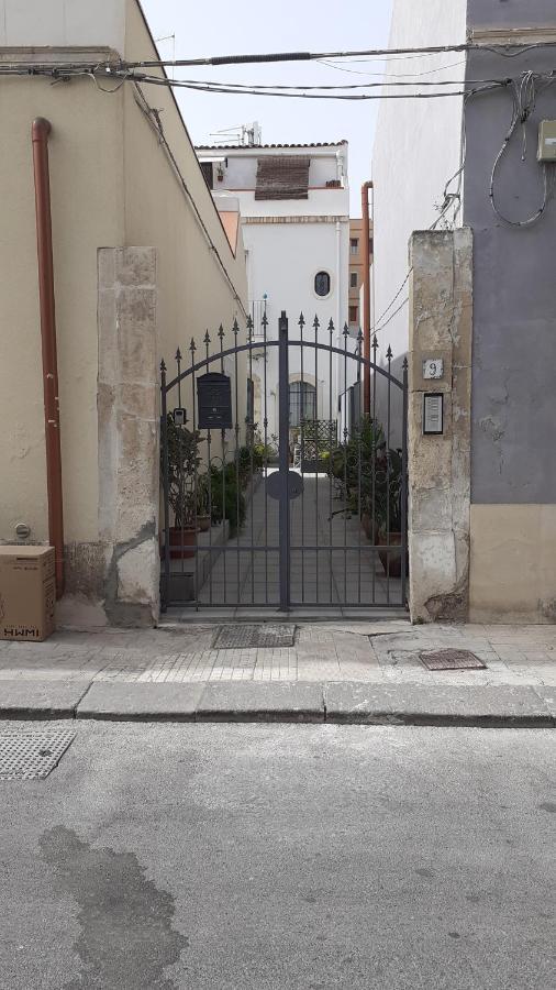 Il Cortile Della Patrona Daire Siraküza Dış mekan fotoğraf
